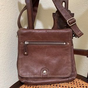 Fossil Chocolate Brown Crossbody Distressed Leather Messenger Bag w/Fossil Key